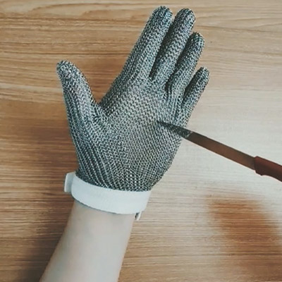 The cutting gloves